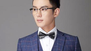 工(gōng)作(zuò)成就(jiù)了(le)女(nǚ)性持久的(de)美(měi)麗(lì)2